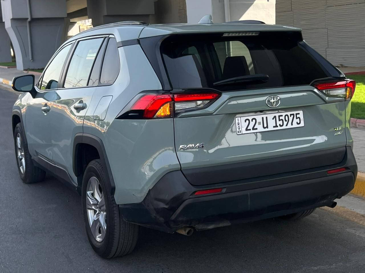 رف 4 موديل ٢٠٢٣
لون سمنتي
صبغ قطعه واحده جاملغ امامي ايسر
ماشيه ٤٢ 
السعر ٢٣٥

***********
