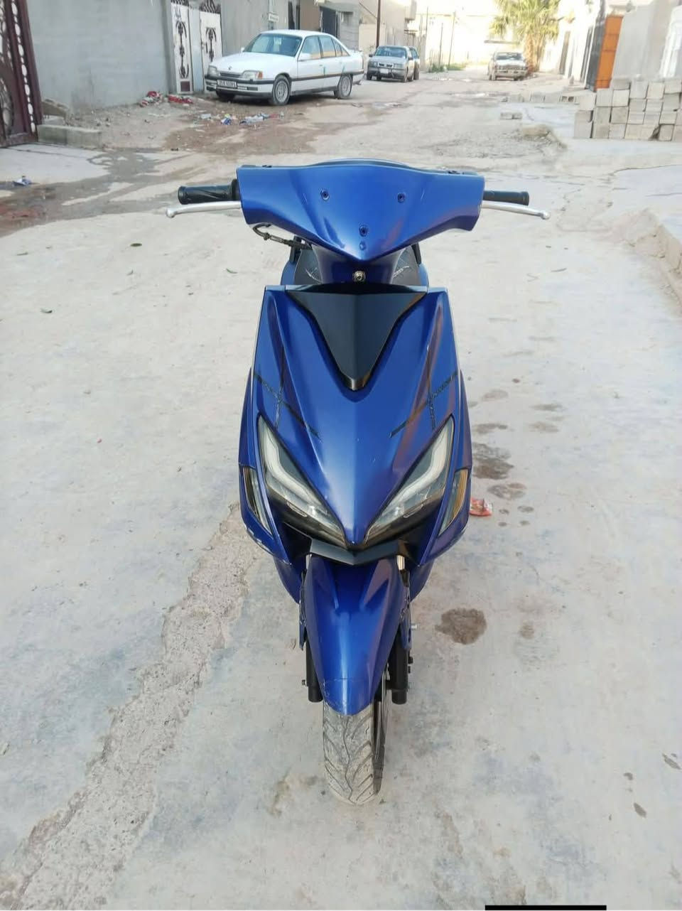 ماطور ماكس للبيع سرعه120نضيف محرك ما مفتوح كلشي بلادي للبيع سعر 550الف ***********
