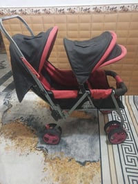 عربانة طفل • توئم • نظيفه