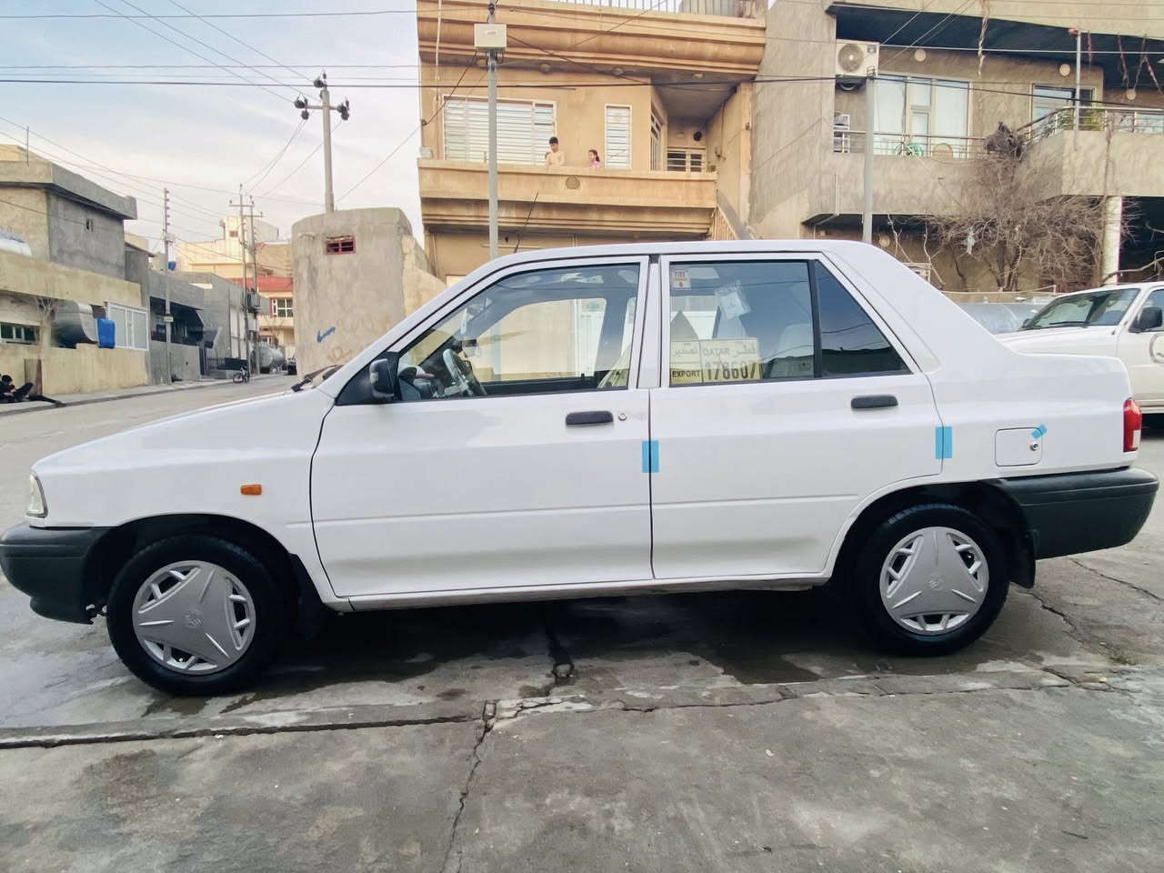 سايپا موديل 2017
سه نه و تا 2031تازه يه وبه ناوى خومه وه يه 
ده عمو ليدراوى نييه 
2په له بوياخى بجوكى هه يه
هه مو گيانى به شه رت
سه ياره كه زور پاكه و يه ك دينار مه سره فى نييه
***********
