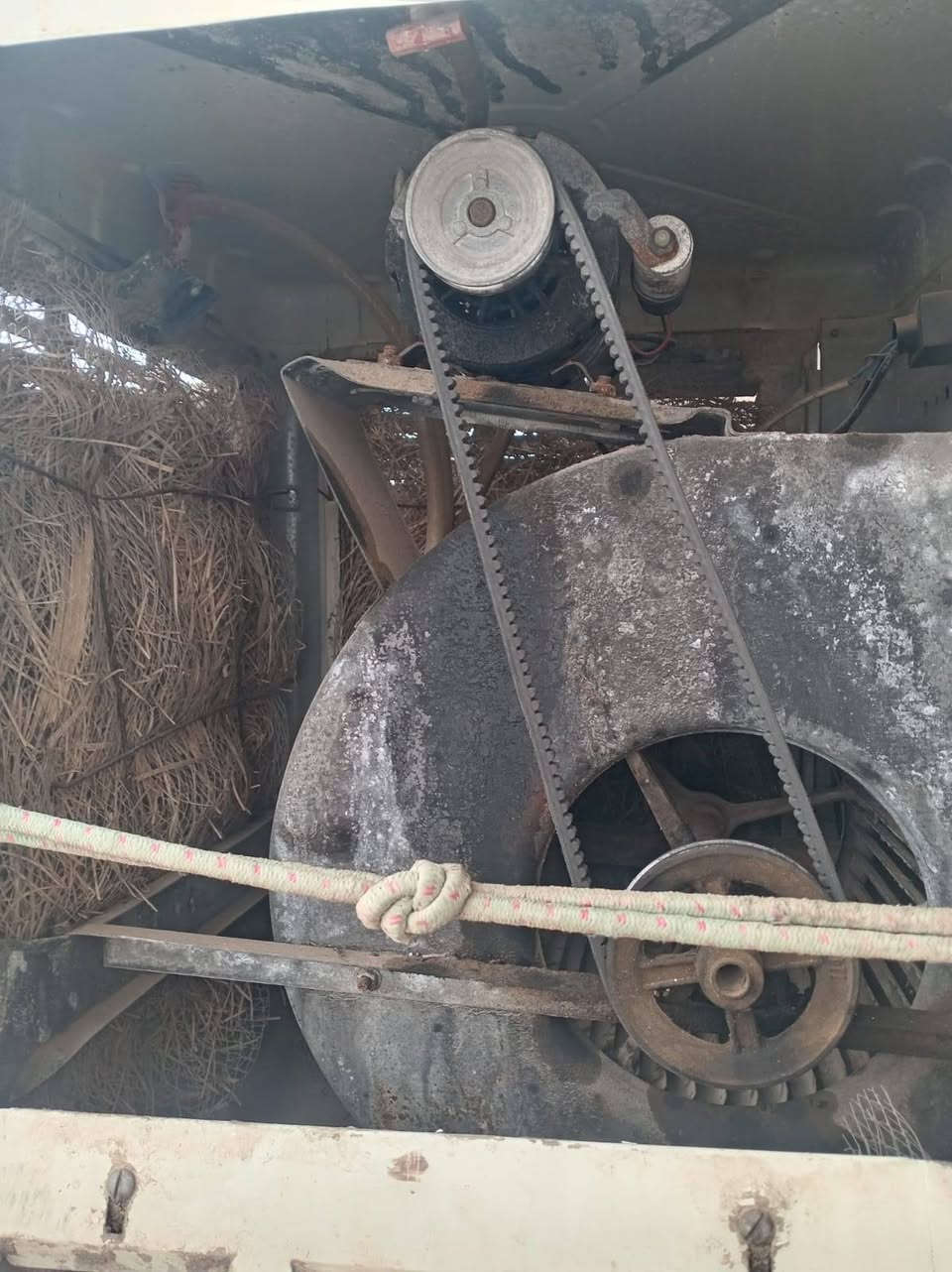مبرده نضيفه شغاله كامله تجي ٧٠ بيه مجال تشوف بعيونك خياس ماكو كربلا حي المهندسين +964 786 978 6035


**إذا كنت صاحب هذا الإعلان وتريد حذفه لأي سبب، رجاءا أرسل رسالة إلى الدعم الفني**