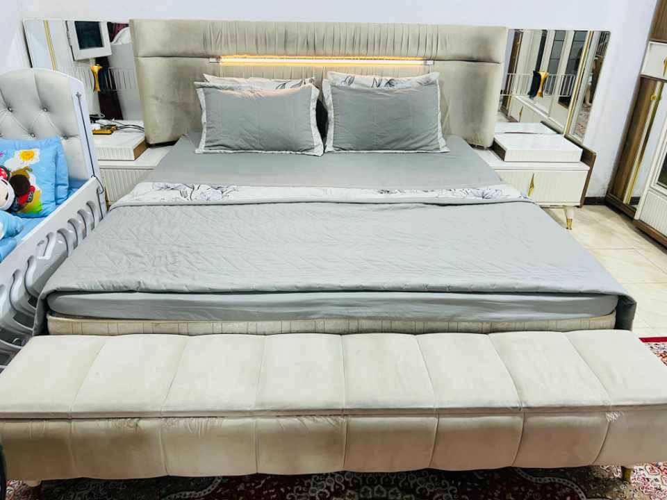 غرفه للبيع وتخم قنفات وبرده شباك وباب للبيع مكاني نجف حي النداء النجف, العراق


**إذا كنت صاحب هذا الإعلان وتريد حذفه لأي سبب، رجاءا أرسل رسالة إلى الدعم الفني**