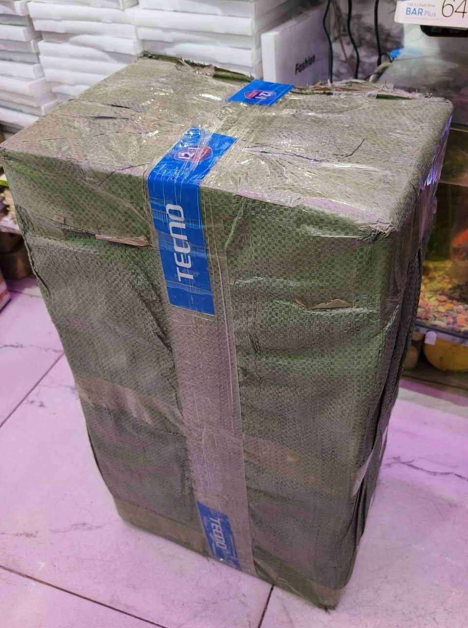 🎧عزل تام مع سماعات انكر
سعر 25000 الف 🔥  
توصيل لجميع محافظات العراق 🚚🚚
الاصدار الجديد من انكر Soundcore R50i NC 
ضمان وكالة عين الفهد 👁️👁️

متطوّرة لعشّاق الموسيقى! 🎵🎧
اختاروا اللون اللي يناسب ستايلكم!
ضمان وكالة عين الفهد 👁️👁️

ابرز المواصفات :
▪ عزل ضجيج خرافي: انسَ العالم الخارجي واستمتع بصوتك المفضل بس!🎧🎧

▪ بطارية تدوم طويلاً موسيقى بلا توقف لمدة 30 ساعة!🔋🔋

▪ صوت نقي وجودة عالية🎺🎷🎺🎷

▪ مكالمات واضحة: حتى لو كنت في عز الزحمة، صوتك راح يكون واضح وضوح الشمس!☎️📞☎️

▪ مقاومة للماء: ما تخاف عليها من المطر أو العرق! 💪💧

▪ تحتوي على ستاند للجهاز .
.
.
🛡 أنكـــر التكنولوجيا الأمريكية الأكثر مبيعا في العالم

☎️للاستفسار: ***********
