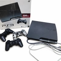 Ps3 للبيع يجي وياه 3 جوستك وشاحنة 1  بي مشكلة وحدة اتفرمت مابي اي لعبة...