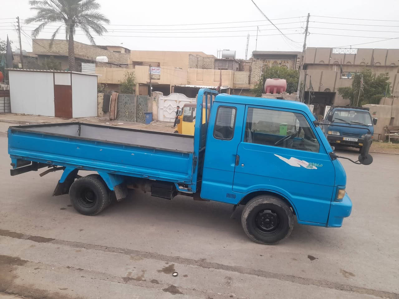 سلام عليكم. سيارة موديل١٩٩٥ سنوية بسمي رقم نكليزي رقم شاصي بلادي واضح جدن جدن بليته موجدة بلاديه .ملاحظة بياع شراي مابيعلة جناي ابيع مكاتبة مرورية السعر ٦٠مجال حق جية المؤشراي لايتصل ***********
