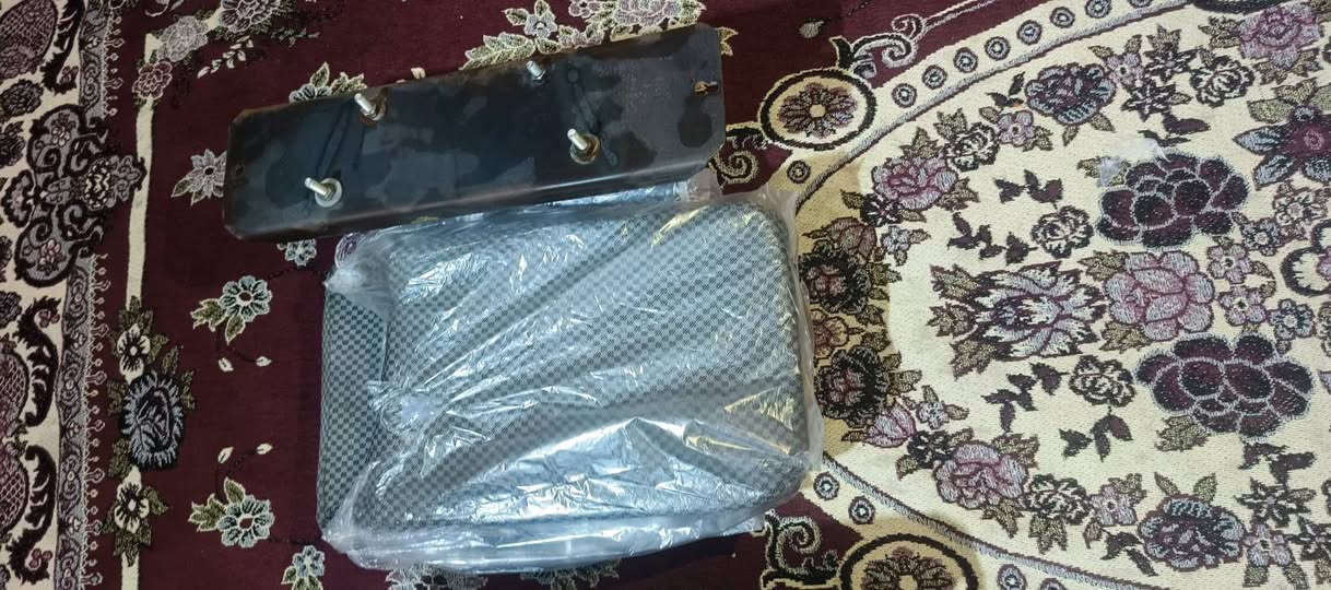 سـلام عليكم زوج كشن قلاب الي بنص جاهزات هنهن وقوعدهن جيب وشد يرهم جنبي شيري هايس نيسان  مكاني نجف سعر 195 واستاب ***********
