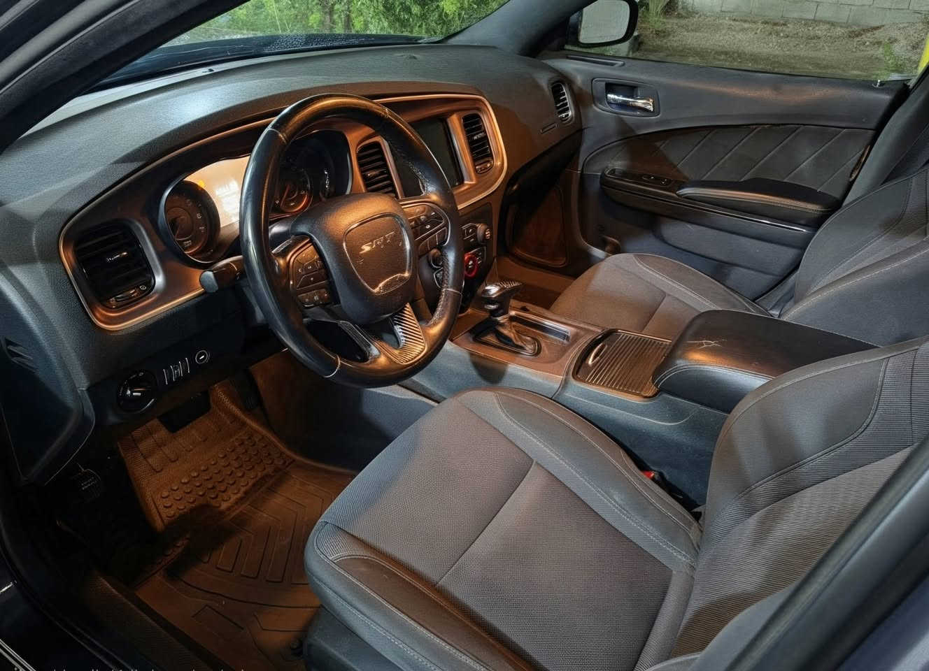 يالله
السلام عليكم اخوان

دودج تشارجر SXT 2019
نظيفه وجاهزه ع ايدي 
محركها 6 سلندر 
مبدل العكال مال القمارة بيها
مراوس أو بيع
ماشيه 160 الف 
مصبوغ عام
سعرها145$
 *********** (اتصال) / *********** (واتساب)
