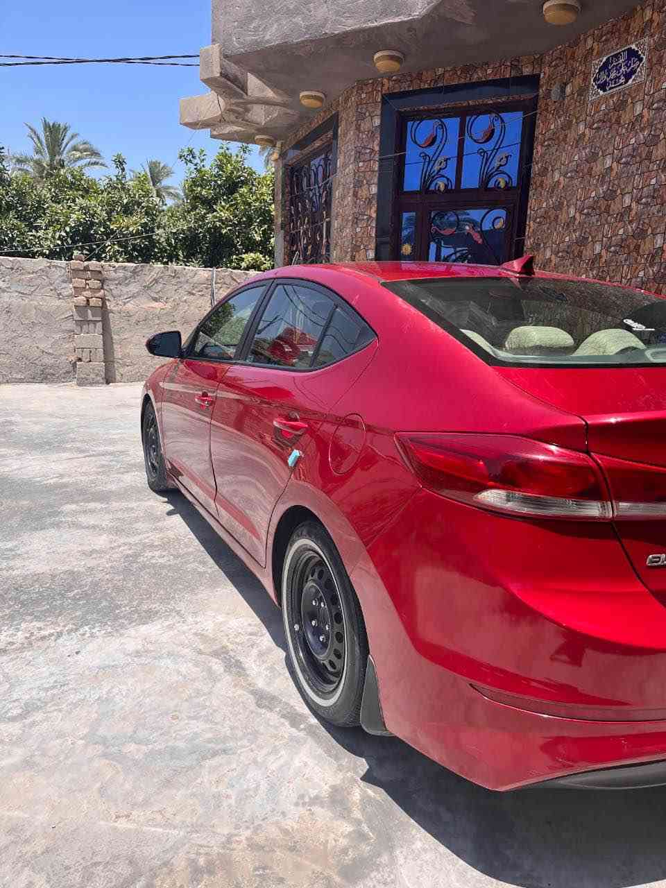 النترا ٢٠١٧ 
السيارة نظيفة جداً 
السيارة باسمي تحويل 
كير ومكينة وحدادية على ايدي مضبوطة 
رقمها بغداد عربي 
السونار مرفق بالصور
سعرها ١٣٠ وبيها مجال 
للتواصل ***********
واتساب *********** الهندية, كربلاء
