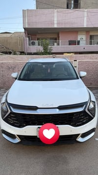 كيا سبورتج ٢٠٢٣ ابيض محرك ٢٠٠٠ ماشية ٤١ نص موصفات  السعر ٢٠٣ نهايتهة 0...