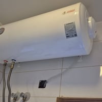 للبيع مستعجل سخان عدد ٢ مستعمل قليل ايفرهوت07716343303