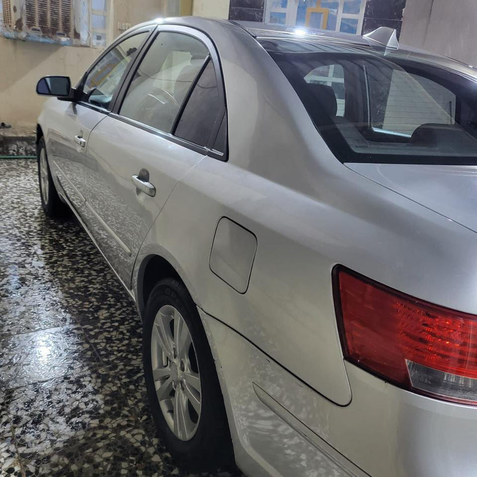 سلام عليكم 
سوناتا موديل 2011 وضع شركة كصة جنطه 
اصل غاز للبيع  
للاستفسار الاتصال ع الرقم 
***********@
