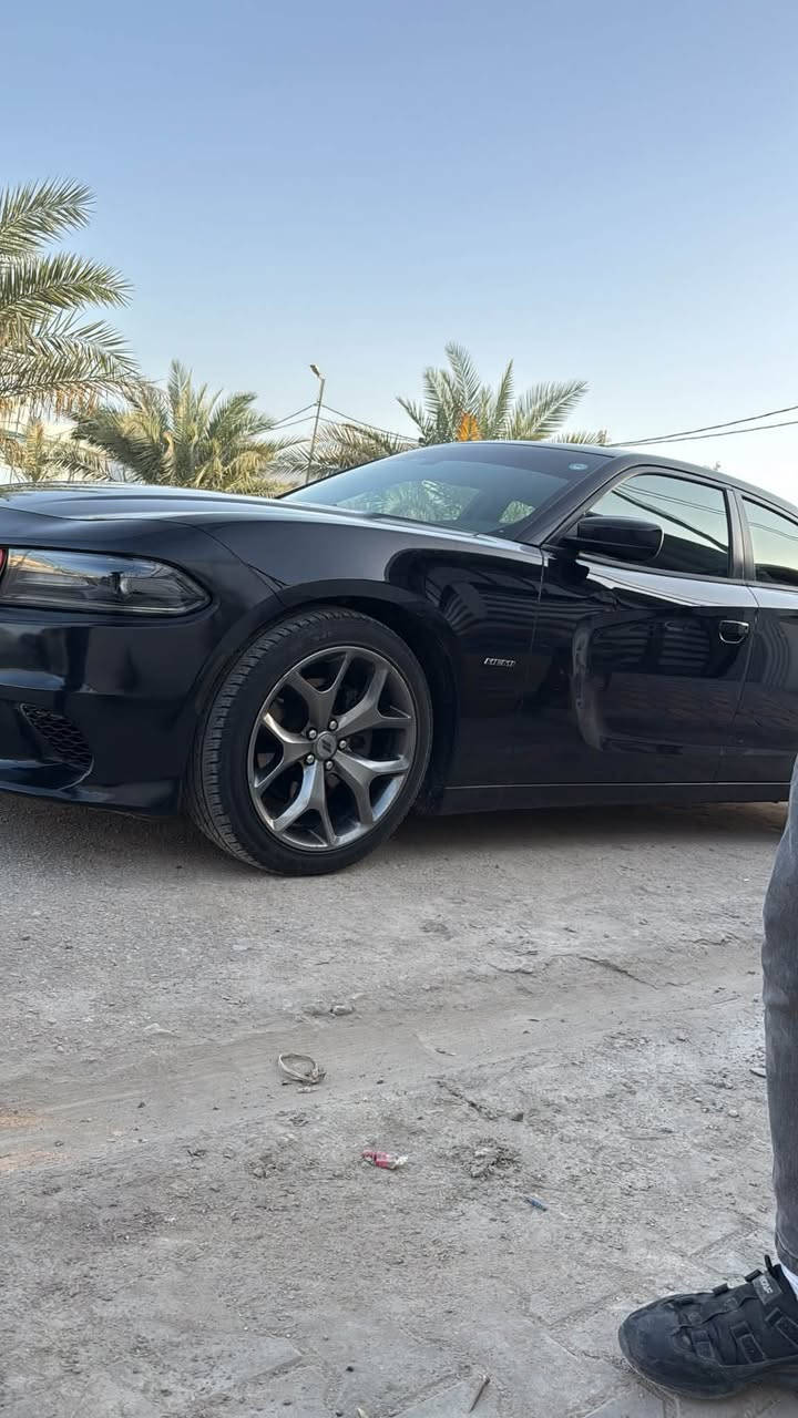 مراوس فقط بتوسان موديل20
Rtوارد امريكي
2017 
رقم اربيل وكالة 
ماشية90 الف ميل 
المحرك 8 سلندر 5700 هيمي
ويل 20 
شاشة كبيرة
تحكم ستيرن كامل مع مثبت سرعه 
تحكم شفتات الگير + -
كشنات تدفئة المقاعد الامامية تحكم كشن كهرباي السائق فقط 
مود قيادة سبورت
تبريد قطعتين
تشغيل عن بعد
كاميرة خلفية دوارة
تلفون بلوتوث 
مرأة متحسسة ل الاضاءة العالية

الإضافات
١) لايت زينون مدى واحد كيلومتر 
٢) التبريد ميكانيكي
٣) تبديل مروحة راديتر بوليسي دبل مروحة
٤) منظومة غاز مع الادامة سعة 60 لتر 
٥) فتح السرعة وبرمجة المراوح
٦) اضافة دگمة تحكم الفيت بمب عند تشغيل الغاز
٧) تحكم صوتي بوابات الگزوز
٨ ) برنامج عرض معلومات السيارة SRT


**إذا كنت صاحب هذا الإعلان وتريد حذفه لأي سبب، رجاءا أرسل رسالة إلى الدعم الفني**