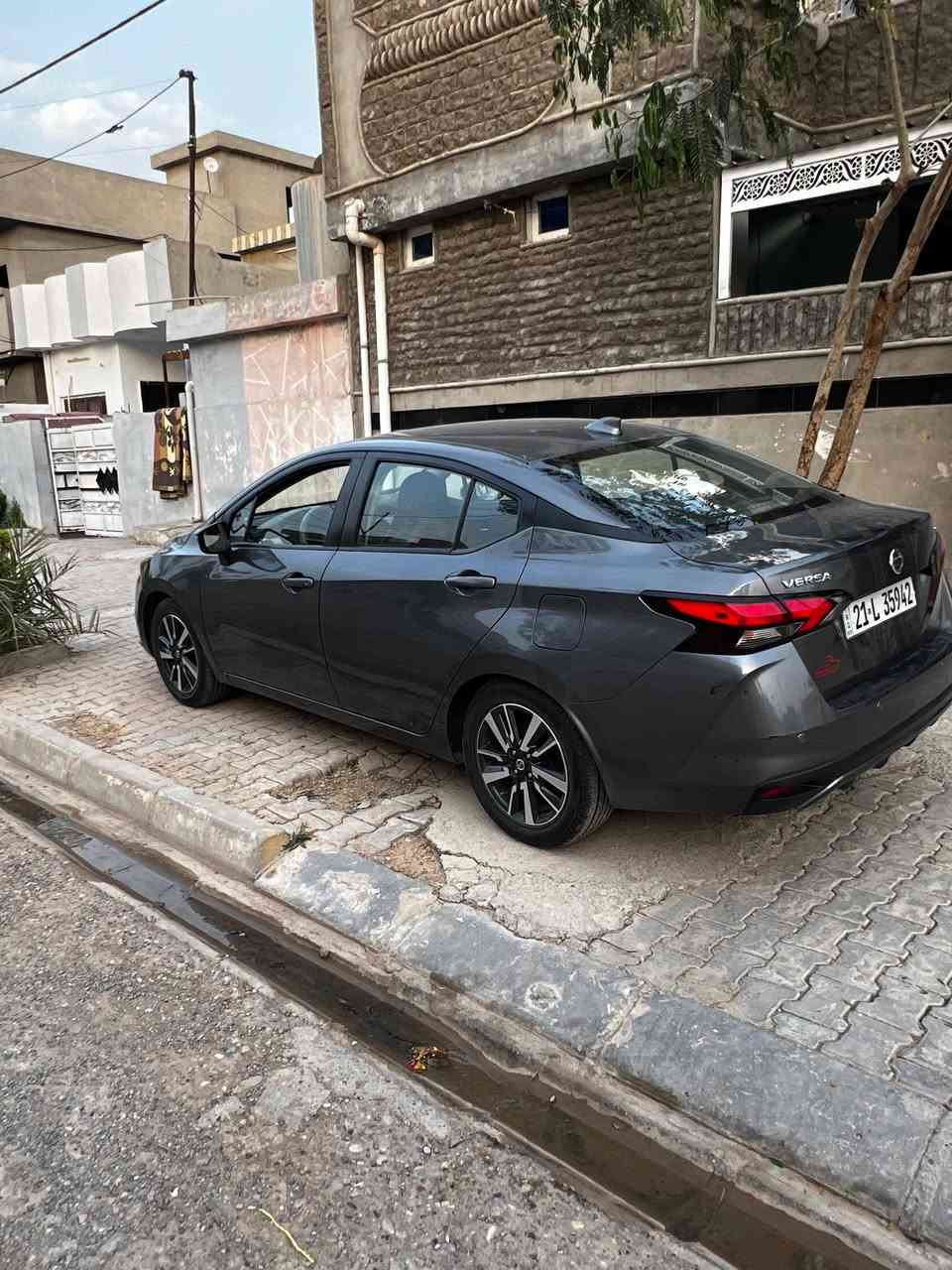نيسان فيرسا رقم سليمانية موديل 21 باسمي سنوية ل 27  نظافة فول السعر 118 بيه مجال بسيط هاتف 
***********
