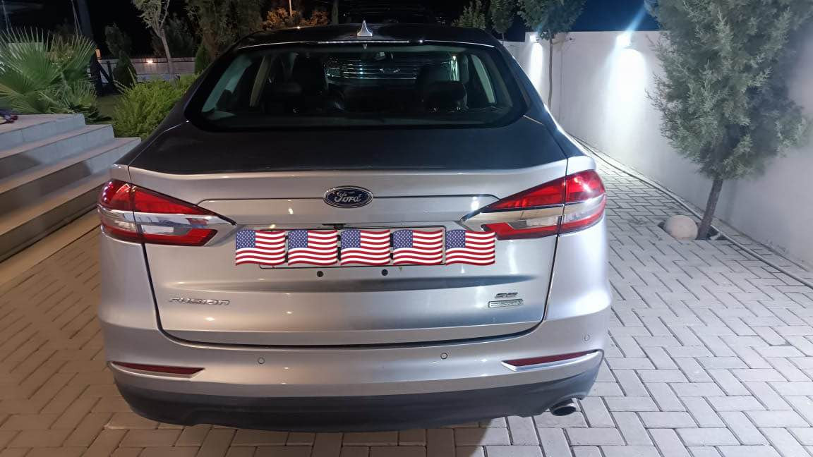 فۆرد فیوژن se
ford fusion 2020
***********
***********
مۆدیلی ٢٠٢٠
سەیارەکە زۆر جاهیزە هەموو گیانی
مواسەفاتی ٣ شاشە
شاشە گەورە
خەتی جادە
رادار
کامیرا
تەحەکومی سەر سوکان
زۆر مواسەفاتی تر
کوشن کارەبای
گێر و مەکینە بەشەرتە
تەنها ٤١ هەزار رۆشتوە
وەک بۆیاخ  بەبێ ناوگرتن و تەنها پەمپ 
١ جەمەلەخ و ٢ دەرگا بەس پەمپە
مەکینە ١٥ تۆربۆ و گێر ماوس
بۆ زانیاری زیاتر پەیوەندی بکەن السليمانية, العراق
