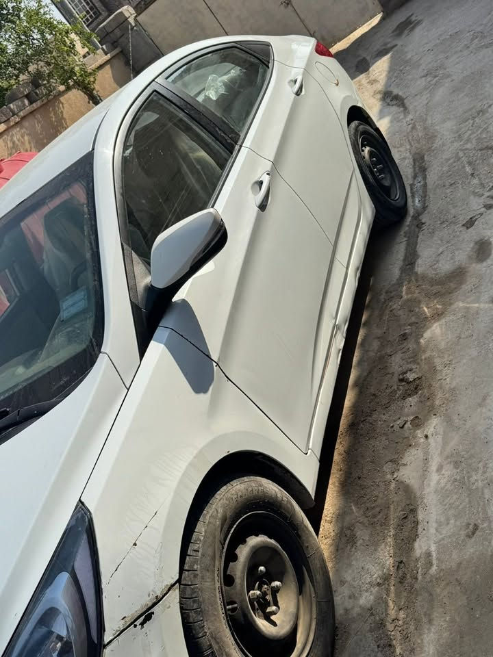 اكسنت 2015 خليجي مضلع باسمنا محرك 1400 رقم بصره كيرها at مو cvt مكينه وكير كامله من كلشي سعرها 75 وبيها مجال للتواصل هذاالرقم ***********/***********
العنوان /البصره
