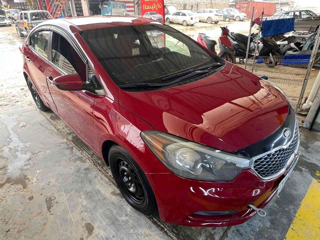 السلام عليكم فورتي ٢٠١٥ كاملة من كلشي 
سنوية ورقم جديد بأسمي 
ماشية ١٠٠ الف 
السيارة ليبل واحد 
فقط القمارة مصبوغة 
محرك ١٨٠٠ دوش خير من الله
سيارة مال جناي متصرف عليهه الف كبل للشارع السونار مرفق بالصور
السعر /110 وبيهه مجال 
مكان السيارة /ديالى-بعقوبة
هاتف ‭0771 324 7020‬
