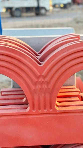 سلام عليكم يتوفر كافت انواع الحجر لتزين الحدائق🎄 جميع المنتجات مصنوعه من الكونكريت شرط تسليح حديد والاسمنت المقاوم الاملاح يتوفر بيع جمله ومفرد وتجهيز المشاتل بأنسب الاسعار  ويتوفر توصيل  موقع البصرة القرنه قرب جسر المعلق الشرش
رقم:***********. اسيا 
رقم ***********. اثير
