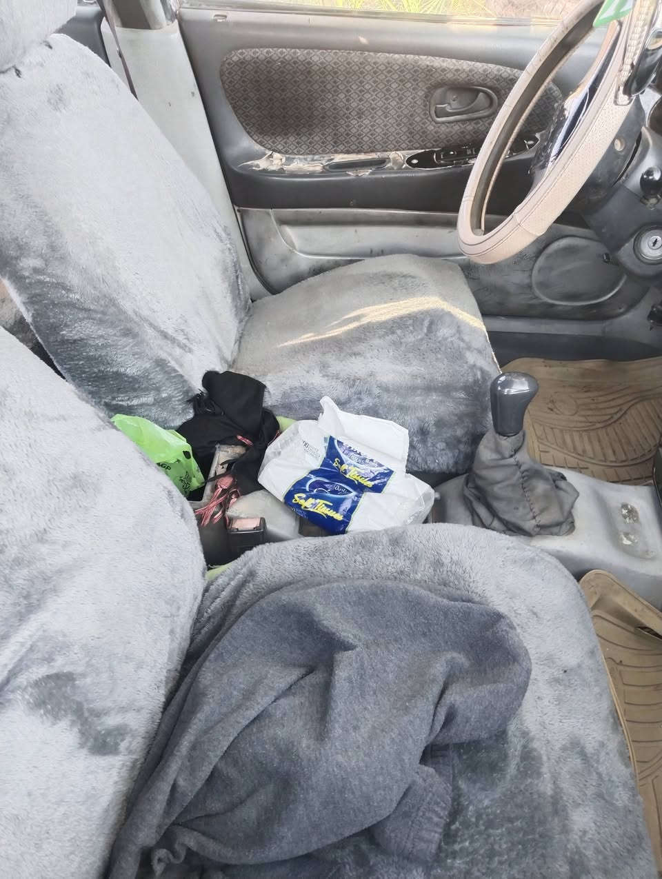 براتون ٢٠٠٢ تحويل للبيع مكفوله السعر ٣٨ وبيه مجال ***********
