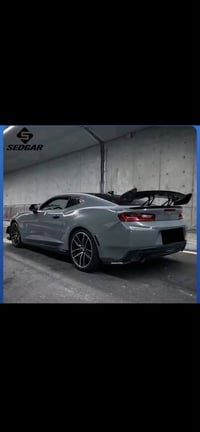 سبايدر • كاربون فايبر • جديد غير مستخدم