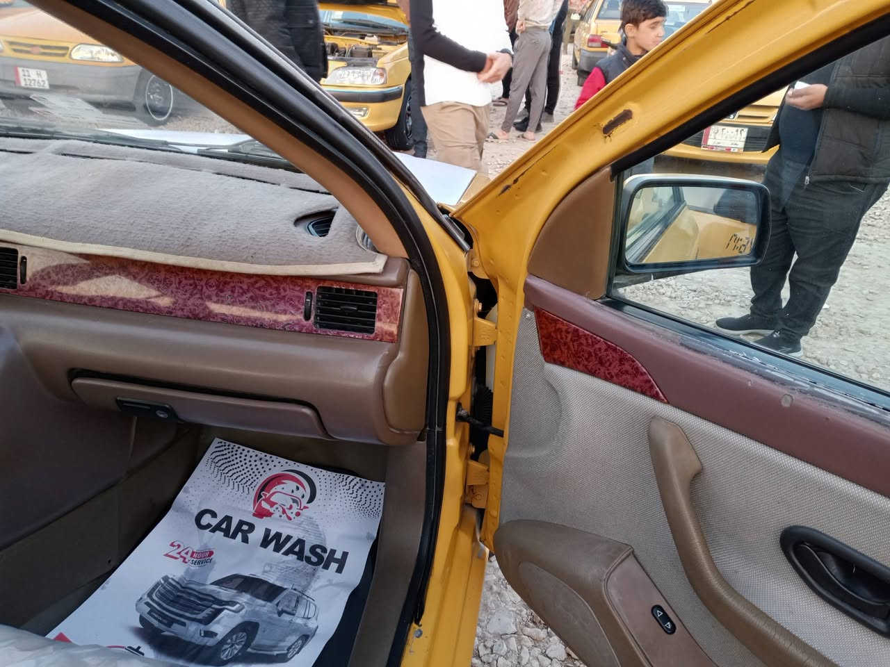 سمند 2011
35ورقة وبيهة مجال 
بغداد العبيدي 
***********
