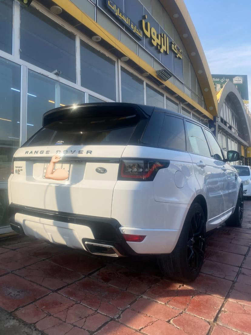 ٢١  سلدار  خليجي / سبورت 
بدون صبغ  
٦ سلندر 

العنوان / شركه الزبون الوزيريه قرب قاعه الريان 

للاستفسار : ***********
