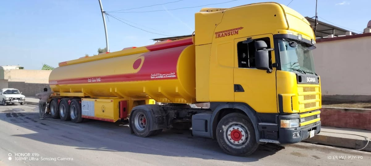 سلام عليكم إسكاني للبيع 2004 دقداق كير 900كوبره ثلا اب ثلا رتايدر شاصي كير اكسل مكفول محرك كاسر رنك سنويا من 2025 لل2030 سنويه مثبت صهريج بس راس ابيع رقم بغداد انكليزي شرط التحويل الاستفسار رقم صاحبها ***********
