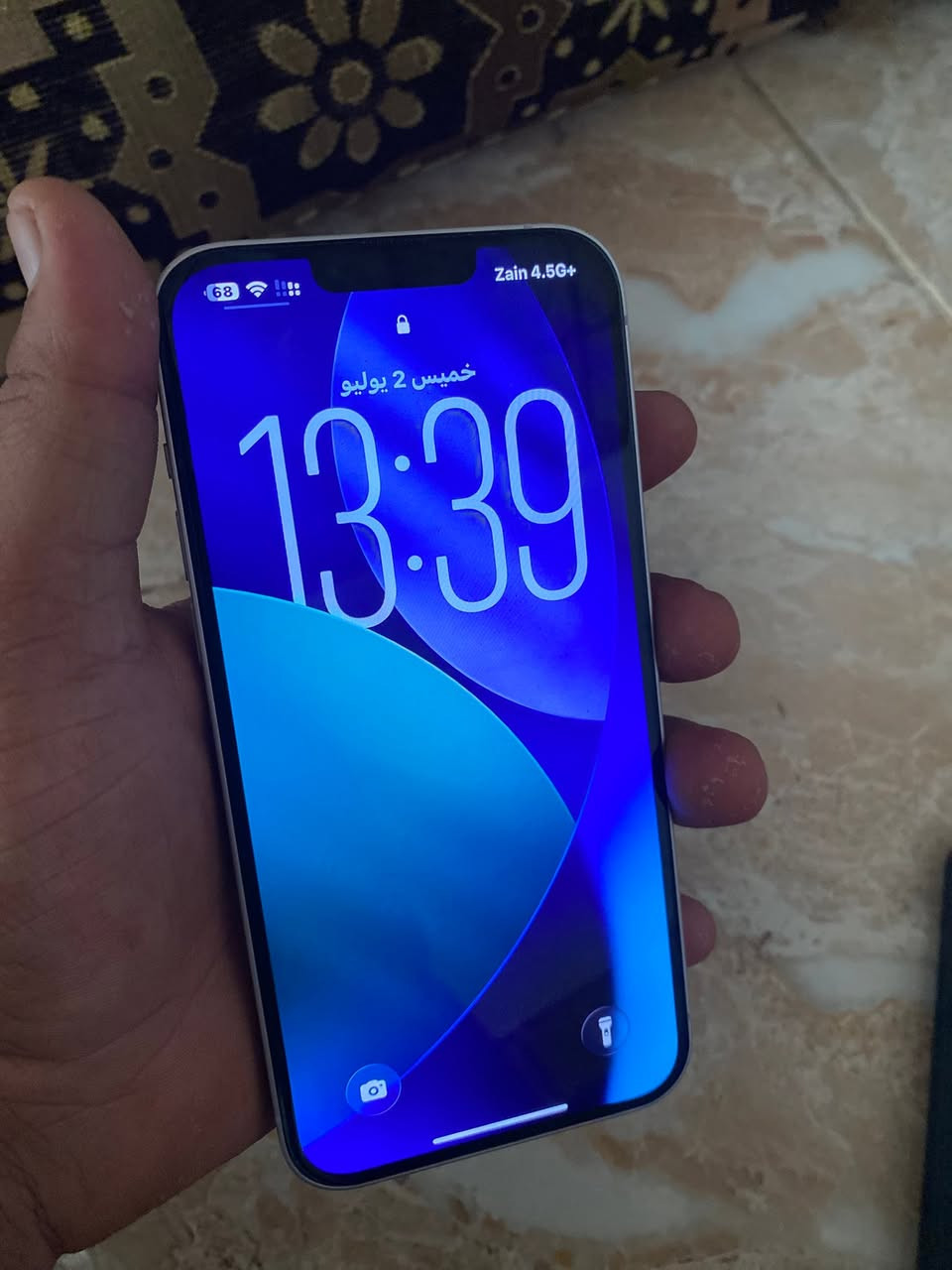 iPhone 14 plus 
شرط النضافة 
بطارية ٨٢ بلاد
شرط بدون لاشخط ولا مبدل بي شي 
النموذج وباقي التفاصيل كلهن بالمنشور 
ممتواجد ع الفيس فقط واتسااب 
***********
