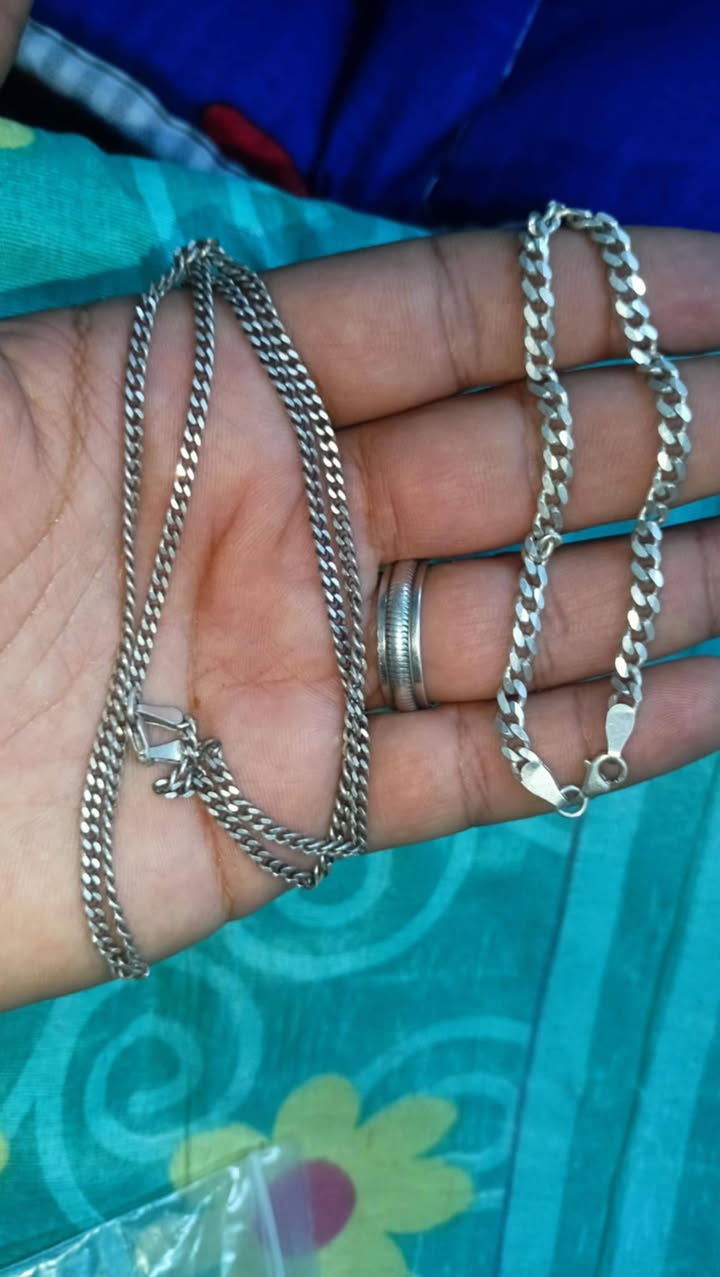 سوار فضه مع زنجيل فضه وزنهن 17 غرام  سعرهن قفل 50 الف من غير اجور توصيل6 الف سعر نهائي


**إذا كنت صاحب هذا الإعلان وتريد حذفه لأي سبب، رجاءا أرسل رسالة إلى الدعم الفني**