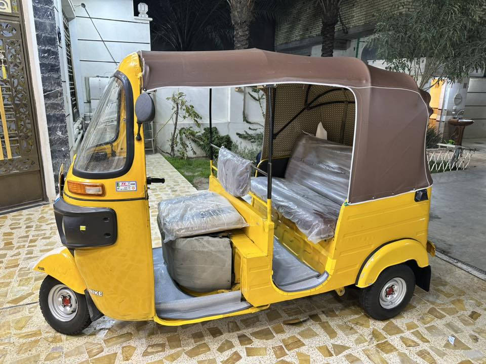 تكتك رقم وسنويه 2018 شهر 12 مكفوله من صبغ وضربه تكتك نضيفة بشكل محرك مكفول من تنقيص وتبخير تكتك نصبتهة تخبل تراي زيرو وجاهزة تخم تاير دوشمة سفريات مال كوستر تكتك مال جناي هاتف *********** مكاني بغداد المعامل 🍀
