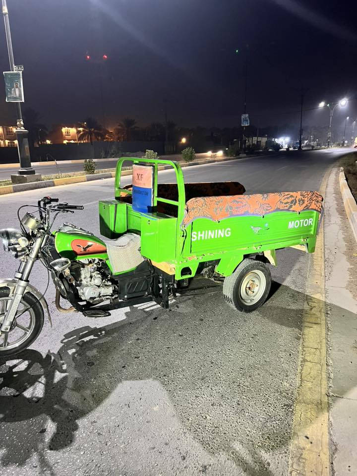 سلام عليكم ستوته للبيع نضيفة شوفت عيني الي بل صوره ستوته من كلشي شغاله كهربائيات موديل 2021  سعرر1650  وما متواجد عل فيس هاذه رقمي *********** بي واتساب
