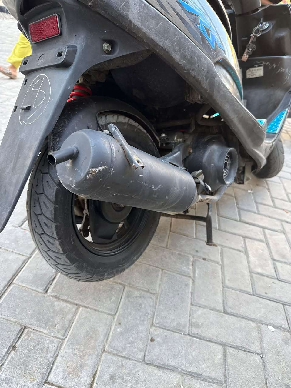 الدراجة ماكس عدله للبيع نضيفه مثل البل صوره منزلها رمبه كامله غراضها كلهة مختمه مكينه كفرات كلشي كامل بيها 
السعر 650 وبيها مجال 
الرقم *********** مدينه الصدر الفلاح
