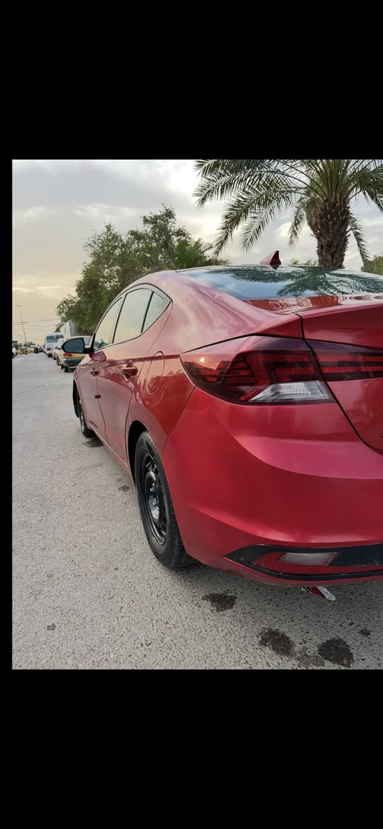 السلام عليكم الانترا ٢٠٢٠ وارد أمريكي صور حادث مرفوق في منشور سياره بيه كلير من امريكا صفحه وبنيد بدون دواخل كير اي اتي مكينه ٢٠٠٠ دوش صدر تبريد تخم تاير حداديه كفاله رقم بغداد انكليزي مكان سياره حي اور تلفون ***********
