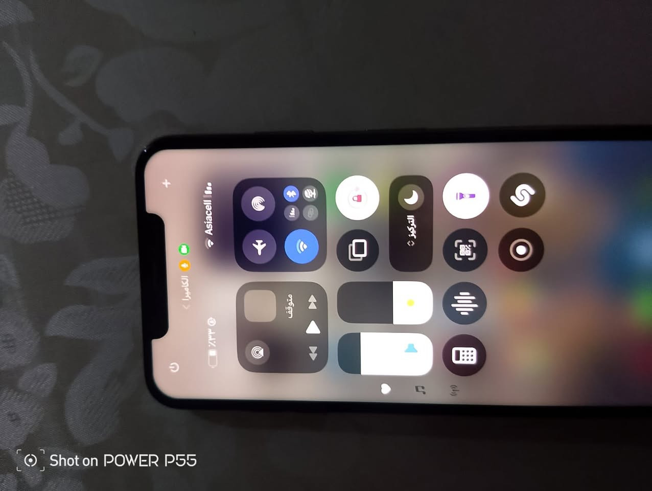 سلام عليكم آيفون اكس إس ماكس ذاكره ٥١٢ ألون ذهبي الشاشة ٣ خيارات بلاديه التليفون جديد و حلو مابي قصور و معروف الكس إس ماكس اعلى فئه ب x الجهاز طاح مني و الكامره زوم رقم ١ وكف عندي زوم ٢ شغاله و الفلاش مرات يشتغل ومرات لا بطاريته ٧٠ موجود كارتونه سعره ٢٢٥ وبي مجال للشراي مكاني كرمه علي حي طليعه رقمي ***********
