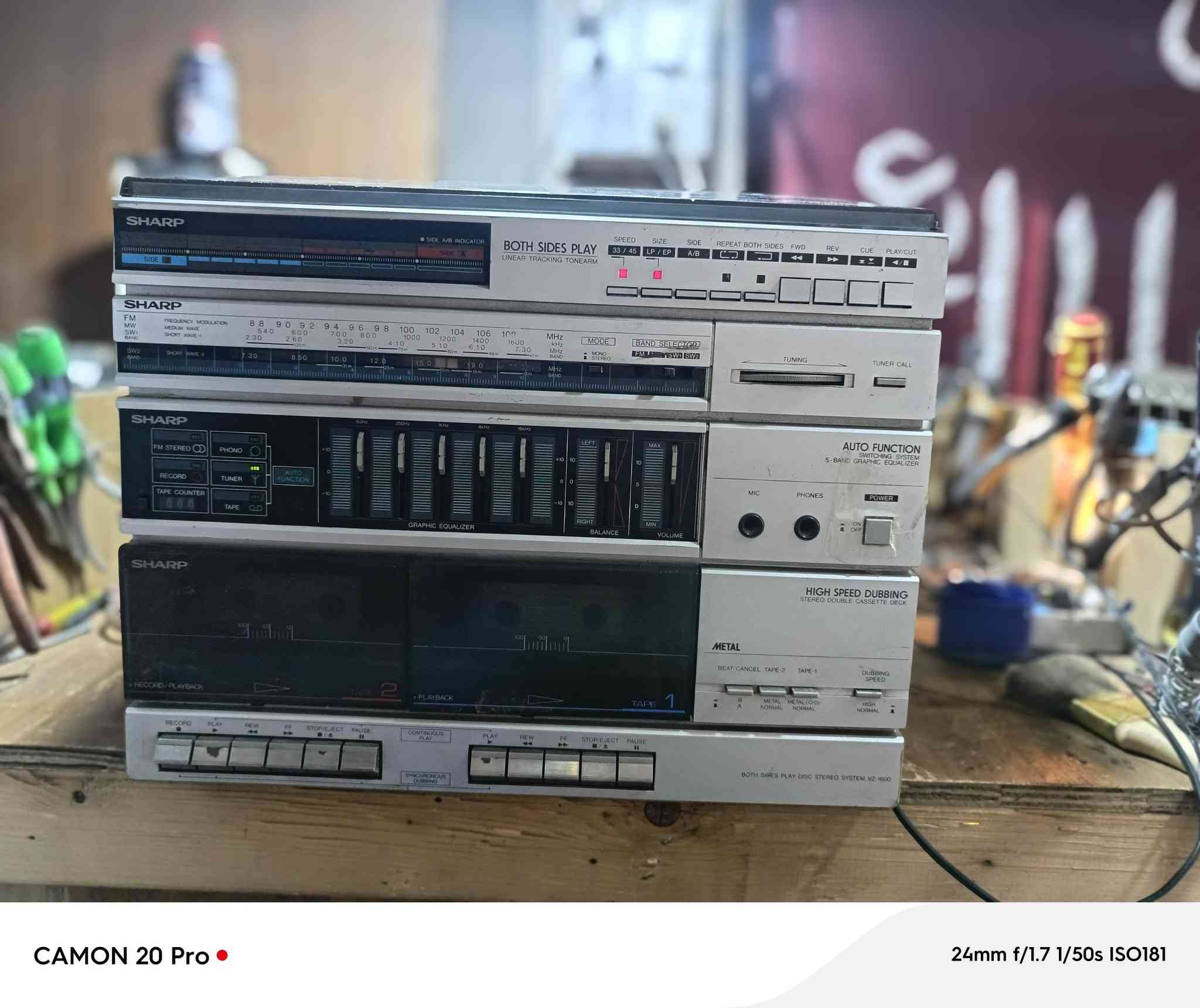 مسجل شارب ياباني دبل كاسيت وكرام وراديو واواكس هوه شغال بس مابي صوت السعر 35 مع  التوصيل للاستفسار على الرقم ***********
