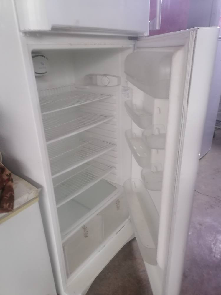 ثلاجة اللبيع شغل سعرا ١٢٥ بي مجال كركوك حي العروبه يم ملعب خومسي او وكف قديم حجم ١٨ قدم بس مصلح مابي اي عيب شغال بل شرط ٧ايام ضمان
***********
*********** كركوك, العراق
