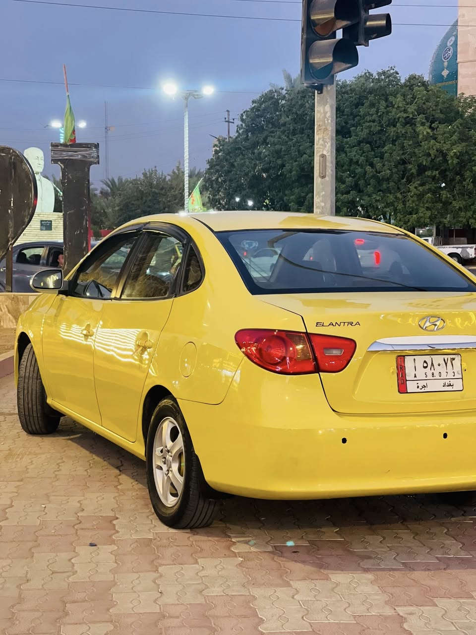 اخوتي الطيبين مطلوب مراوس بكيا فورتي من 2015 وفوك اهم شي نضيفه وجديده ***********
