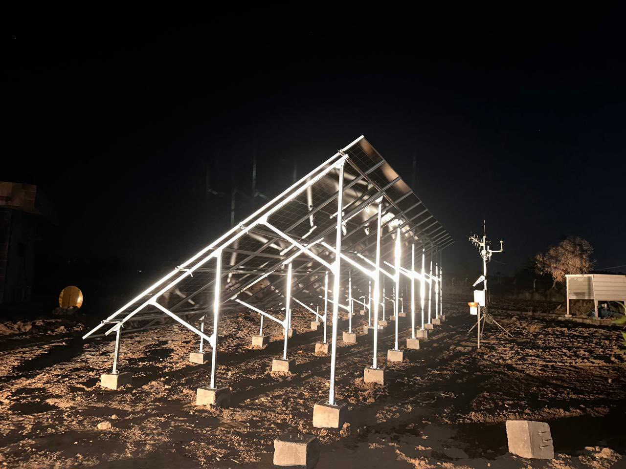 تجهيز و نصب منظومة الطاقة الشمسية - من قبل كوادر وكالات حسين المهندس
نعلن استعدادنا التام لتجهيز و نصب منظومات الطاقة الشمسية بأفضل المواصفات وأعلى جودة ⚡ 

📌 ألواح طاقة شمسية أصلية

📌 تجهيز منظومات متكاملة (ألواح – انفرترات – بطاريات)

📌 نصب احترافي على أيدي مهندسين مختصين

📌 مناسب للمنازل، المحال، والمشاريع

🔹 وكالات حسين المهندس - الناصرية - طريق ياحسين - مجاور مصنع منسوجات ذي قار 

📍 نخدم محافظة ذي قار وجميع أقضيتها

📞 للاستفسار والمزيد من التفاصيل مراسلة الصفحة او 

التواصل

https://www.facebook.com/share/r/1AjNbCwgKq/?mibextid=wwXIfr

*********** 

*********** واتساب
