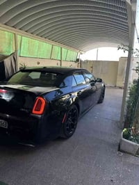 يا الله السلام عليكم❤️ كلايسلر 300S 2017(رقم شمالي) وارد كندي بجم عريض...