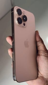 آيفون ١٦ برو ماكس • كاميرا ٤٨MP • استعمال بسيط