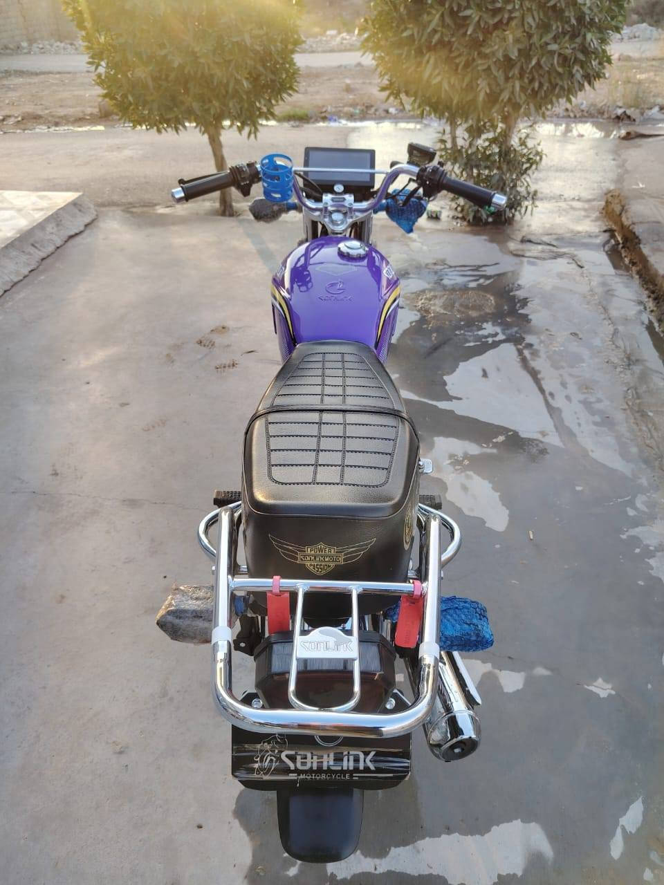 سلام عليكم دراجه يراني 2025 دراجه جديده مامفتوحه مكفوله اي نقص مابيه السعر 850 وبيه مجال قليل بغداد تقاطع النهروان  رقم الهاتف ***********
