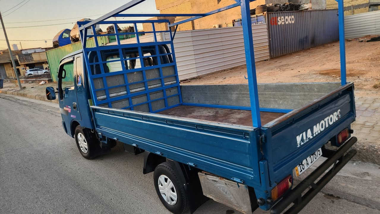 كيا ام عيون موديل 2001 السياره جاهزه من كلشي السعر  ٧٥ أو بيه مجال عنوان كربلاء  ***********
