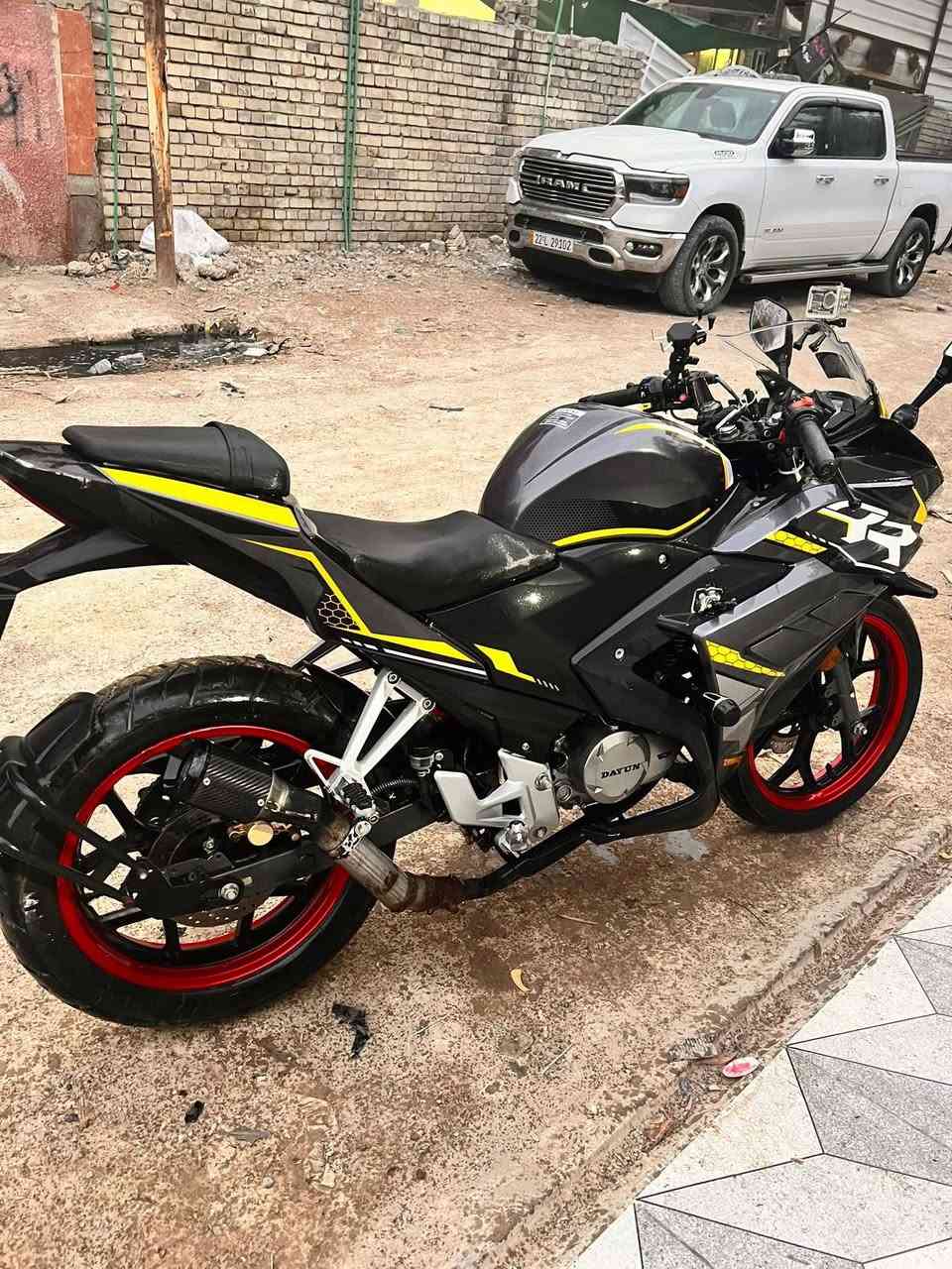 السلام عليكم
دايوان RR200 بطح |
محرك 200 مكفول كفاله عامة
رقم ديالى سنويه مشروع وطني
صالنصه رياضي Sc مغلف كاربون فايبر | لون المميز اسمنتي
كامرة كوبرو 4k
اشاير جمجة
لد نهاري
كهربائيات كفاله عامه
مرايات تي ماكس ا
ماشيه 9 الالف
شعار شركه سيزر
تايرات جديده
***********
