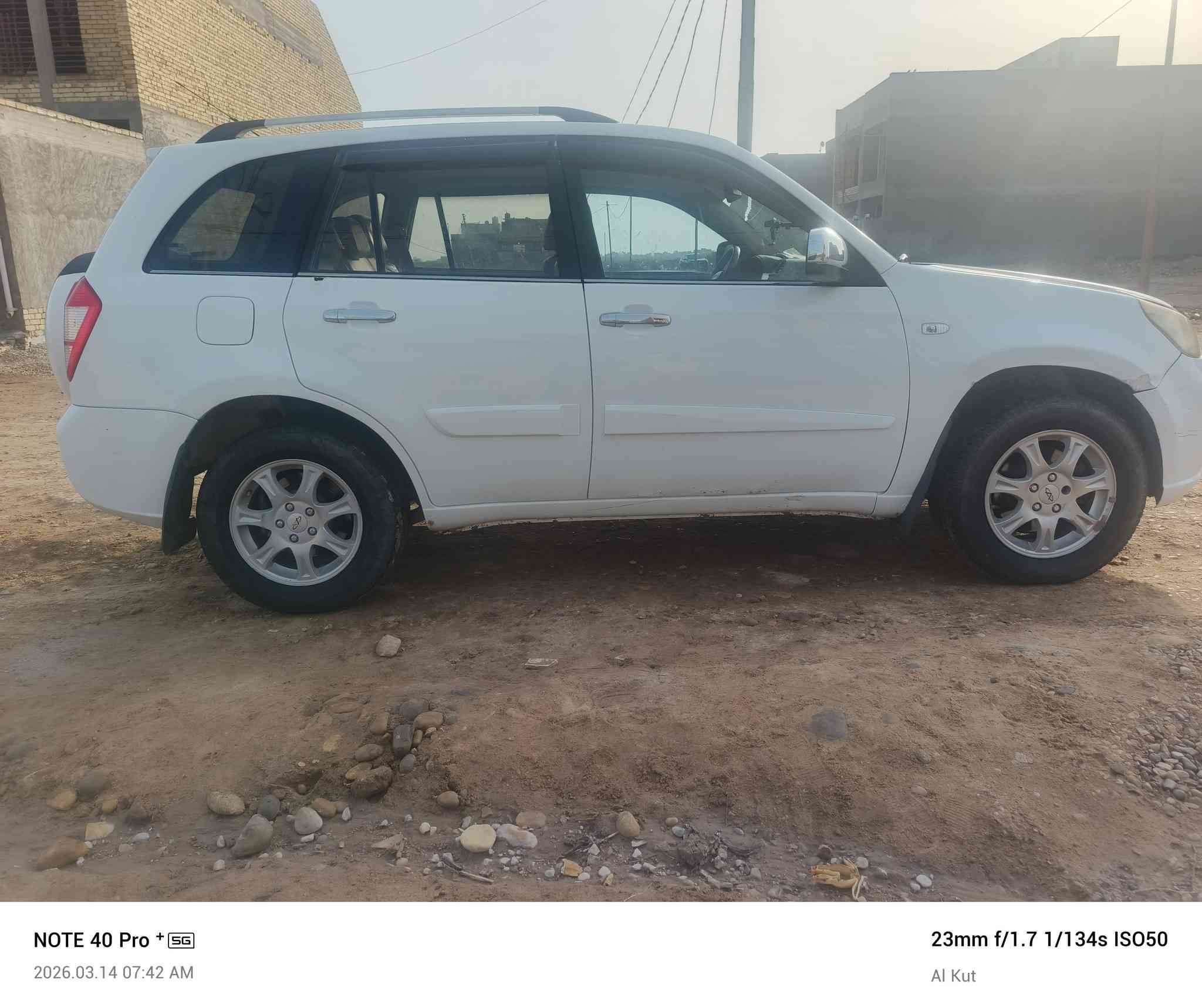 ‏السلام عليكم
‏للبيع شيري تيكو موديل 2013 حرة
‏* رقم بغداد باسمي 
‏* كير كهربائي
‏* المكينة بيها ضعف (رنگات) 
‏*تبريد تدفئة شغالات
‏* الكهربائيات  شغالة 
‏السيارة بيها جاملغ جهة السايق نصفه  مصبوغ مثل ما موضح بالصور الباقي كله مكفول 
‏مكان السيارة / واسط / كوت / الخاجية 
‏رقم الهاتف للاستفسار / ***********
‏معروضة / 55 $$ وبيها مجال
