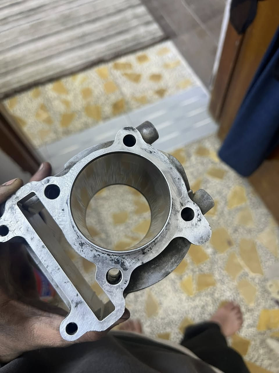 سلام عليكم شباب بوشه 59 مال سكنس نقص بس بستم للبيع او مراوس بتزويد ***********
