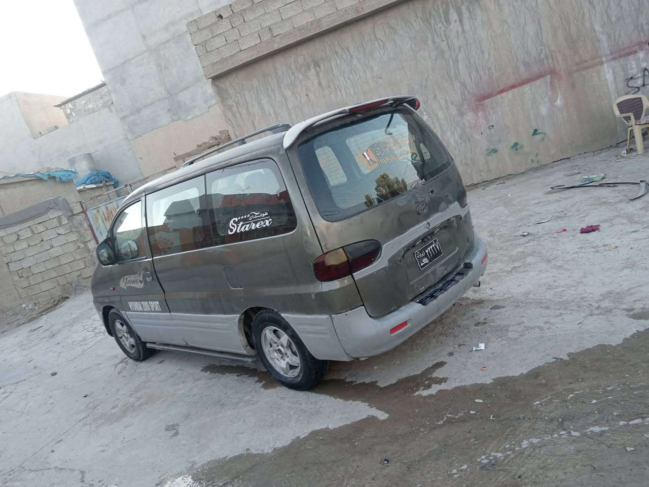 لەکەلارم
هوندای فارەی 2000
بەشەرتی حاسیبە و بیکیشە
مەکینەی بوخاری هەیە 
20مەعامەلە
***********
