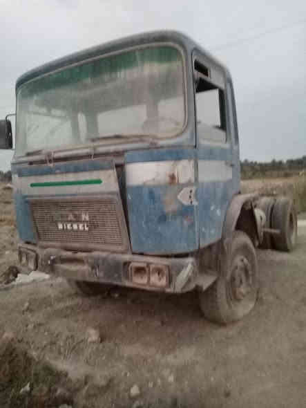 السلام عليكم مان للبيع السياره اصولي شرط التحويل السياره متروكه صار فتره التعجبه ويردهه يدلل سعر 3 مليون وبيها مجال مكانها رميثه وهاذ رقمي ***********
