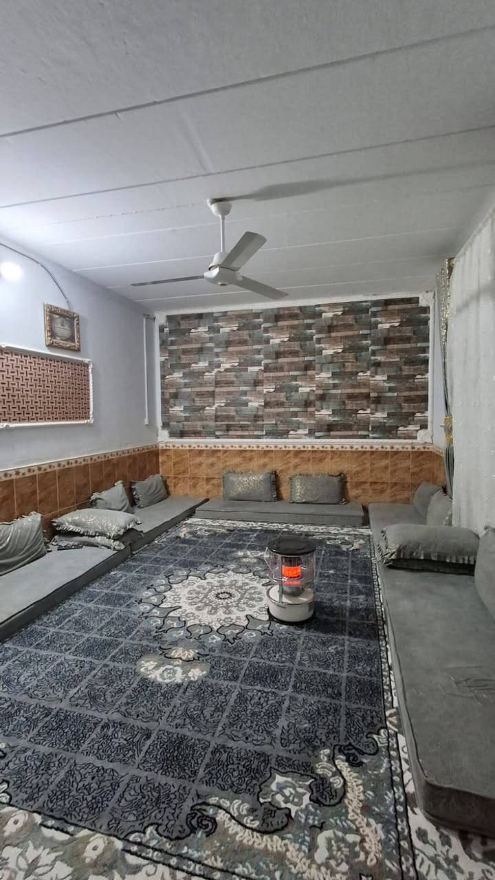 عرض جديد ومميز
#بيت مجمع السكك للبيع

#موقعه رابع شارع بعد جامع السكك قرب الوسطي

#تفاصيله ،بيت نضيف بدون اضافات ازاره سيراميك ابواب المنيوم ترميم جديد ،

#مساحه 300 متر طابو

#السعر البيع 43 وبي مجال قليل
للتفاصيل ،
***********
