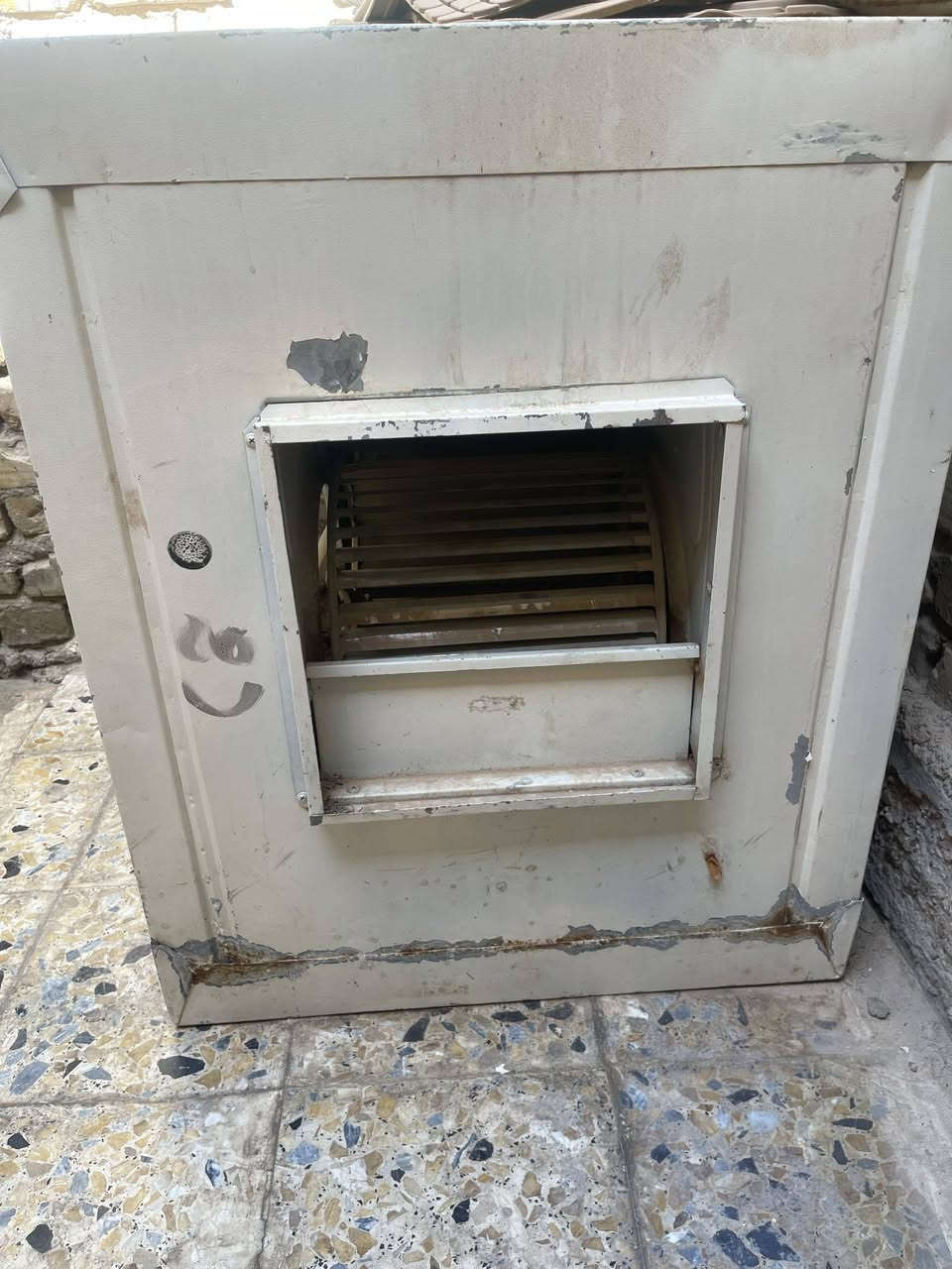 مبرده فافون عراقيه شغاله
سعر٨٠


**إذا كنت صاحب هذا الإعلان وتريد حذفه لأي سبب، رجاءا أرسل رسالة إلى الدعم الفني**