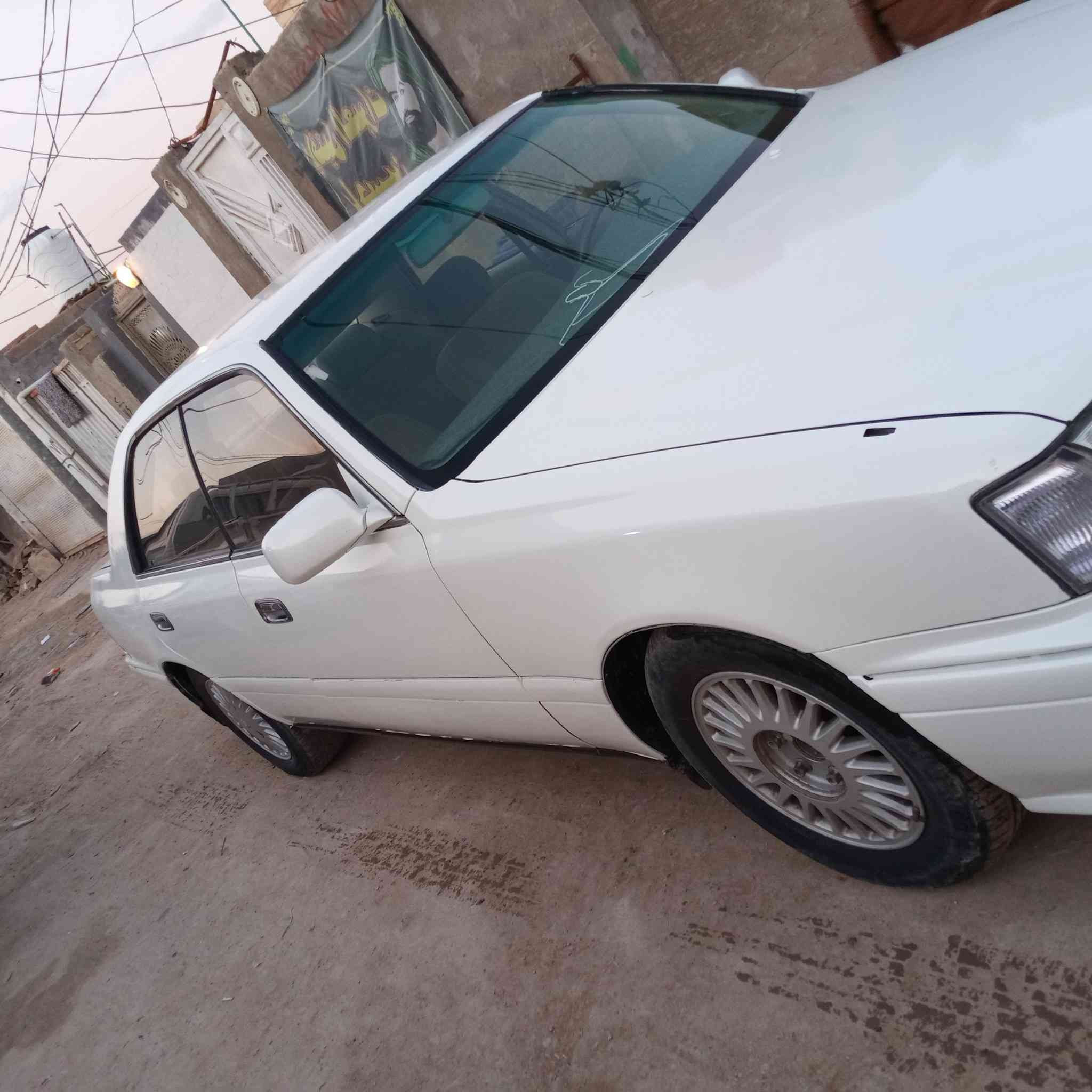 سلام عليكم راس الثور     بسمي  سنويه ل 2028 مشروع وطني كفاله من الضربه كصه قماره  مصبوغه جماليه   تجي تفحص السياره وين ما يعجبك  يله اكاتبك  خاص ما متواجد السعر 80 وبيها مجال ***********
