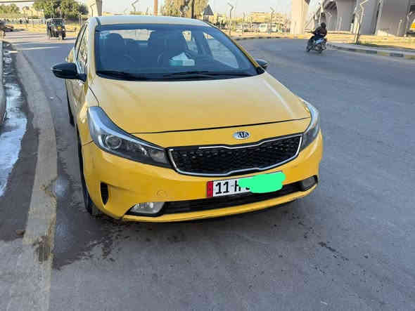 السلام عليكم كيا سيراتو موديل 16شكل 18 خليجي رقم بغداد
مكفولة من التبديل والضرر ماعدا طخة بلجاملغ الامامي الايمن فقط كير محرك خير من الله 
السيارة باسمي صار ثلاث سنوات عندي
المواصفات نص فول +بصمة
السيارة جديده احلى من الصور استخدام شخصي
السعر 107
العنوان بغداد 
للاستفسار ***********
ملاحضة وين ميعجبك تفحص افحص
